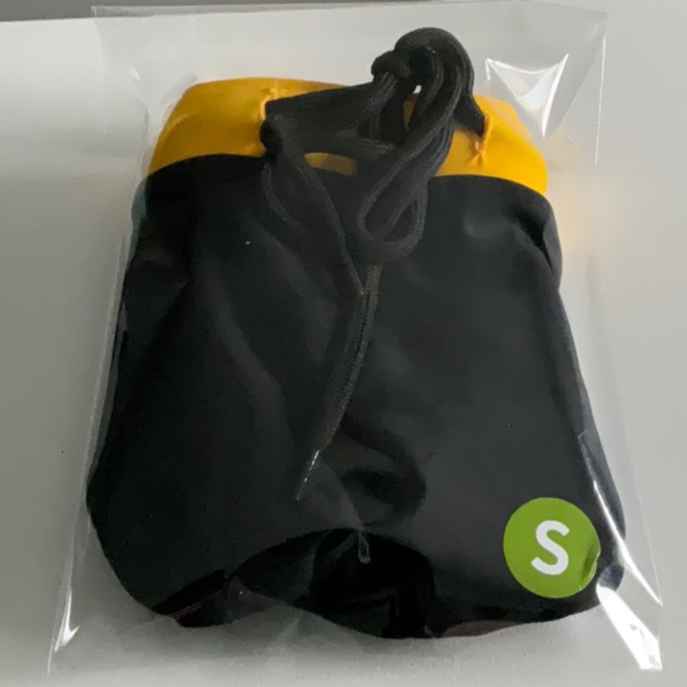 Super cute men’s swim briefs - Picture 9 of 9
